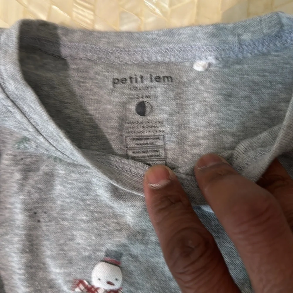 Petit Lem winter theme pj set size 24 M
